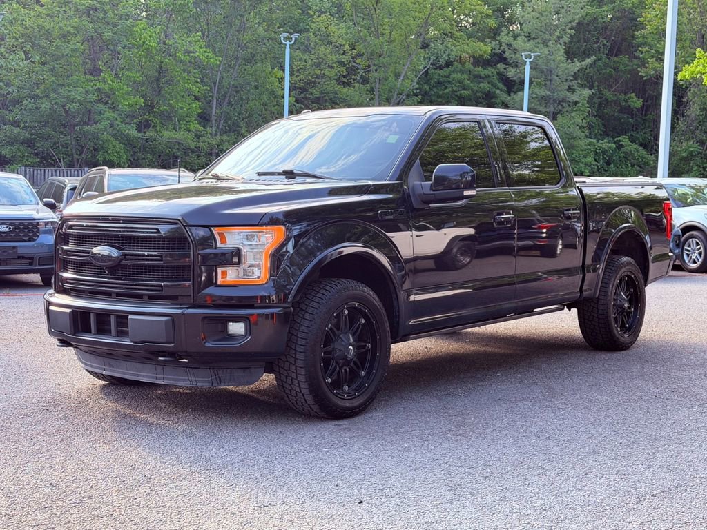 Used 2015 Ford F150 Platinum w/ Equipment Group 701A Luxury AWD/4WD image 3