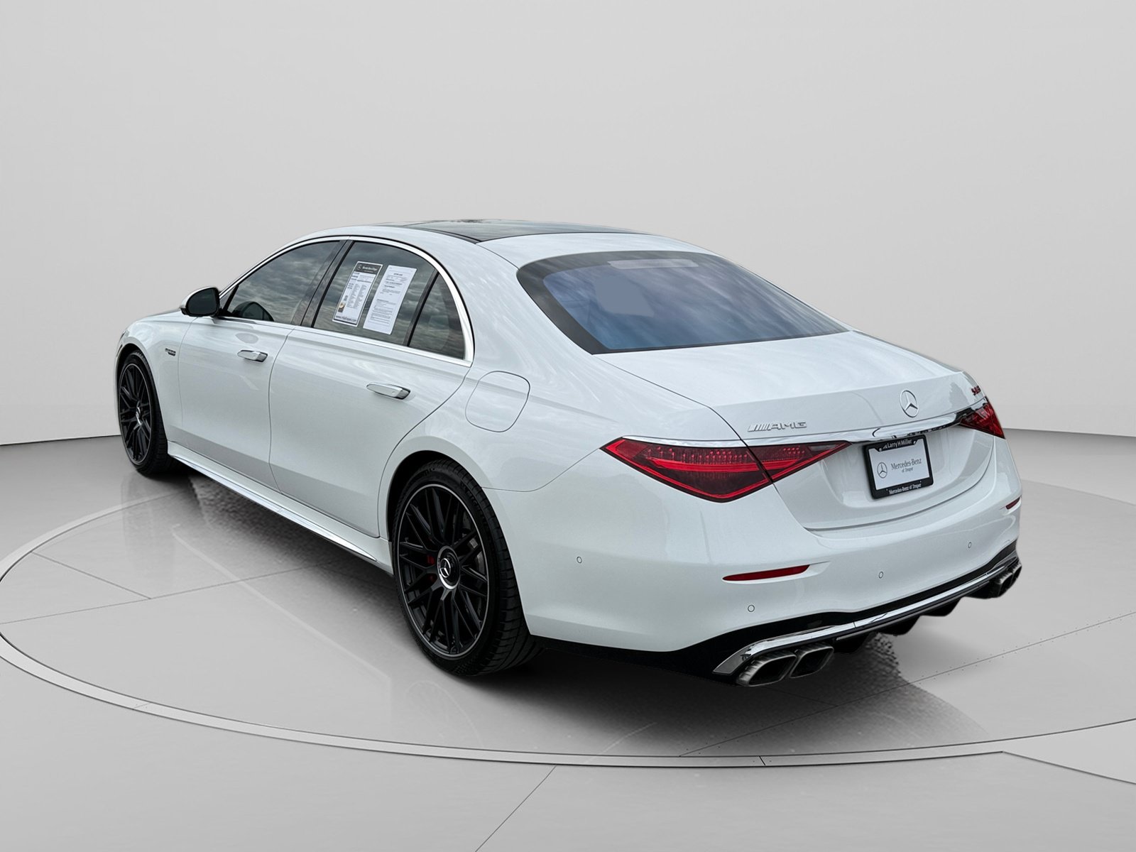 Certified 2025 Mercedes-Benz S 63 AMG S image 3