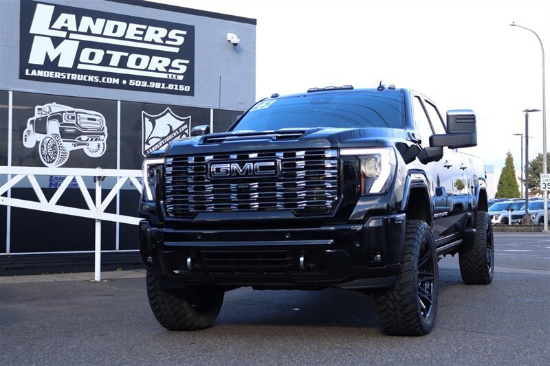 Used 2025 GMC Sierra 3500 Denali Ultimate image 1