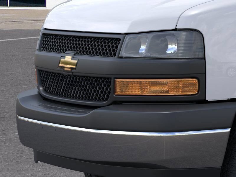 New 2026 Chevrolet Express 3500 w/ Power Convenience Package RWD image 17