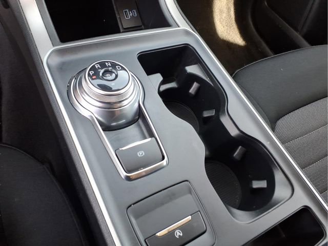 Used 2022 Ford Edge SE image 25