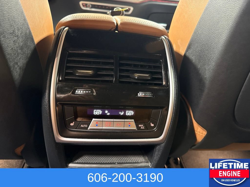 Used 2023 BMW X5 xDrive40i w/ Premium Package AWD/4WD image 17