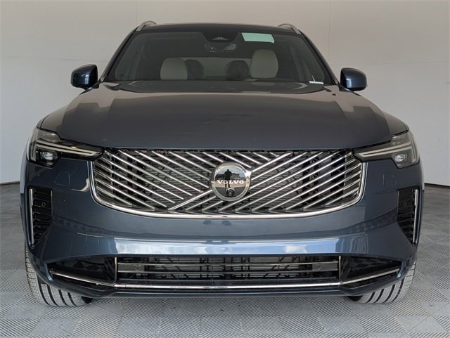 New 2026 Volvo XC90 B6 Plus w/ Protection Package Premier image 3