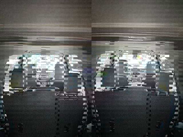 Used 2022 Chevrolet Suburban LT image 13