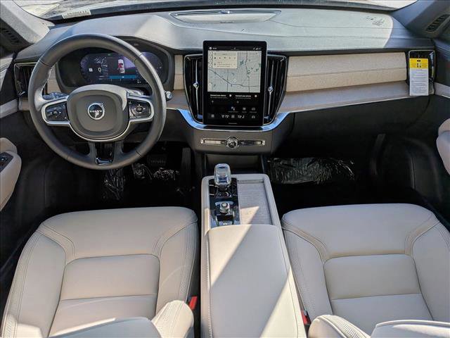 New 2026 Volvo XC90 T8 Plus w/ Protection Package Premier image 16