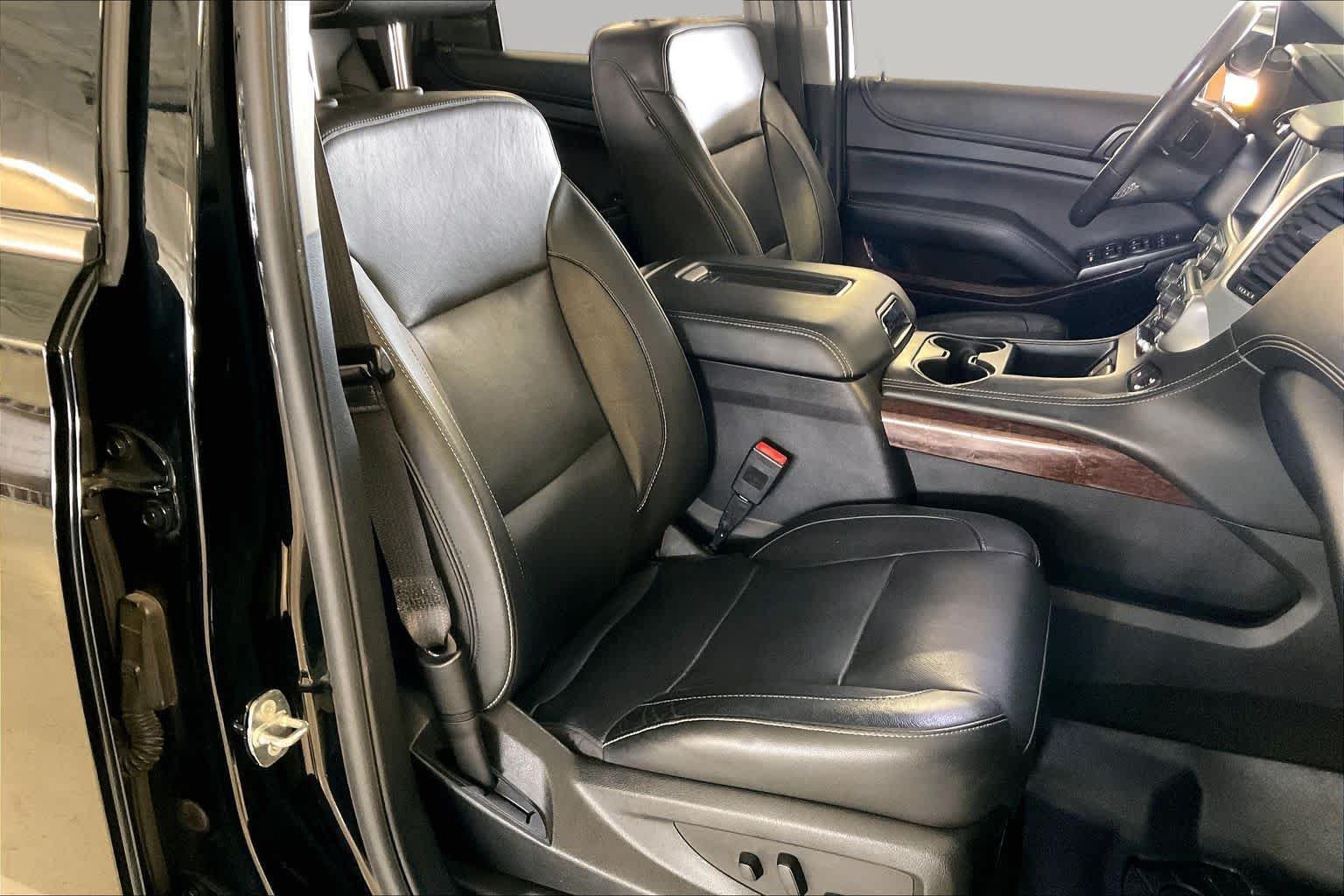Used 2018 GMC Yukon SLT w/ Premium Edition AWD/4WD image 8