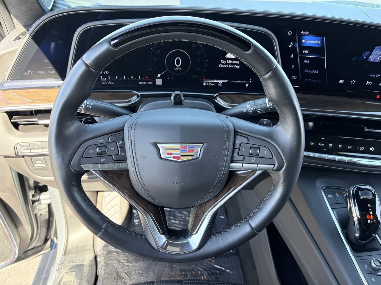 Certified 2024 Cadillac Escalade ESV Premium Luxury Platinum image 24