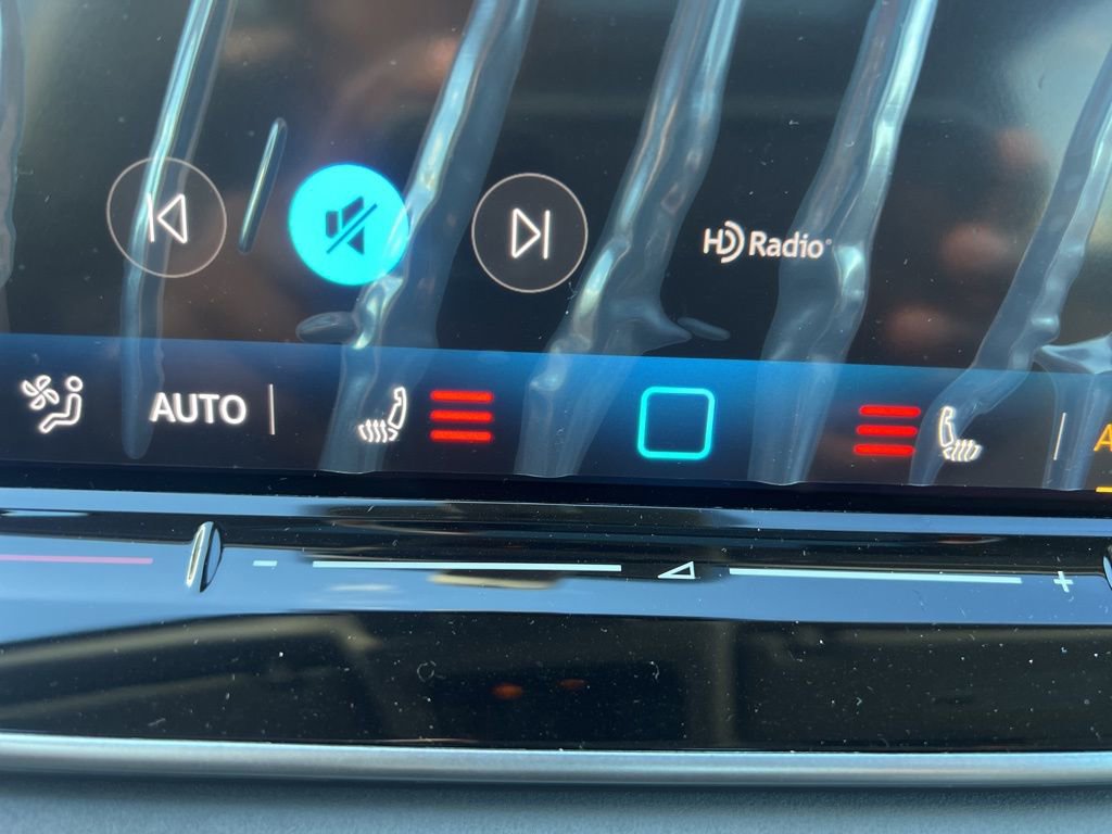 New 2026 Volkswagen Tiguan SE AWD/4WD image 26