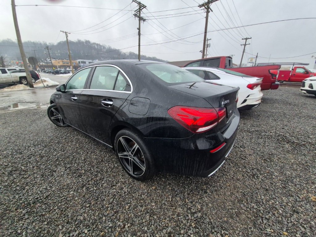 Used 2022 Mercedes-Benz A 220 4MATIC image 5