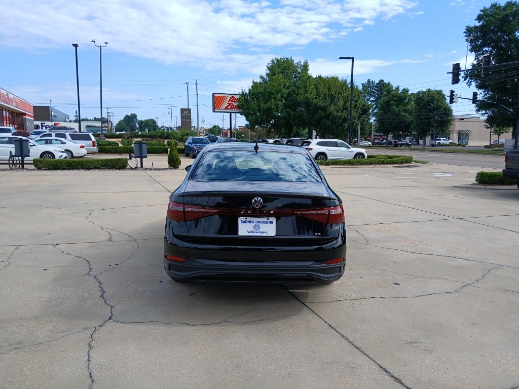 New 2027 Volkswagen Jetta SE FWD image 6