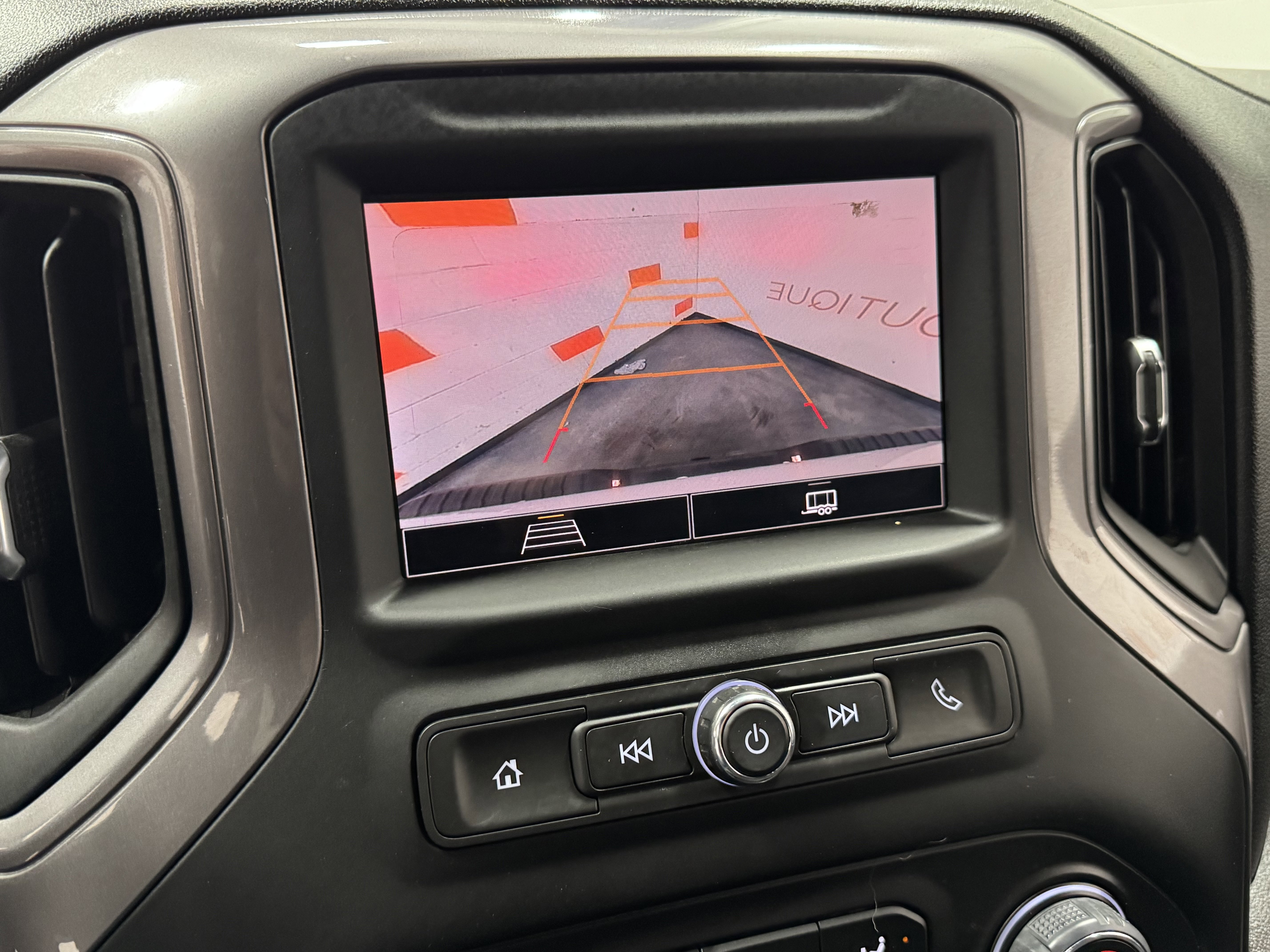 Used 2024 Chevrolet Silverado 2500 Custom w/ Custom Convenience Package image 21