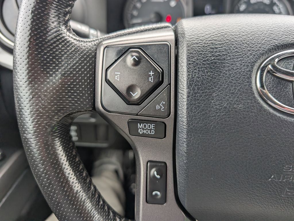 Used 2016 Toyota Tacoma TRD Off-Road w/ Towing Package image 23