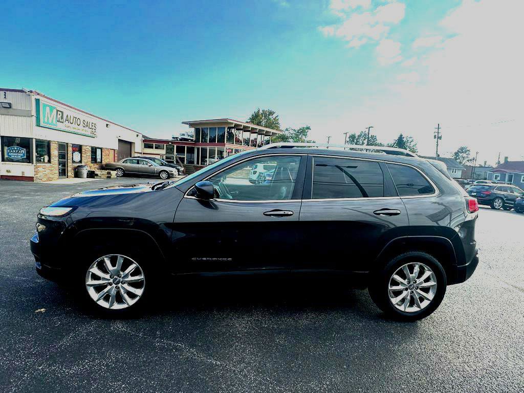 Used 2015 Jeep Cherokee Limited image 5
