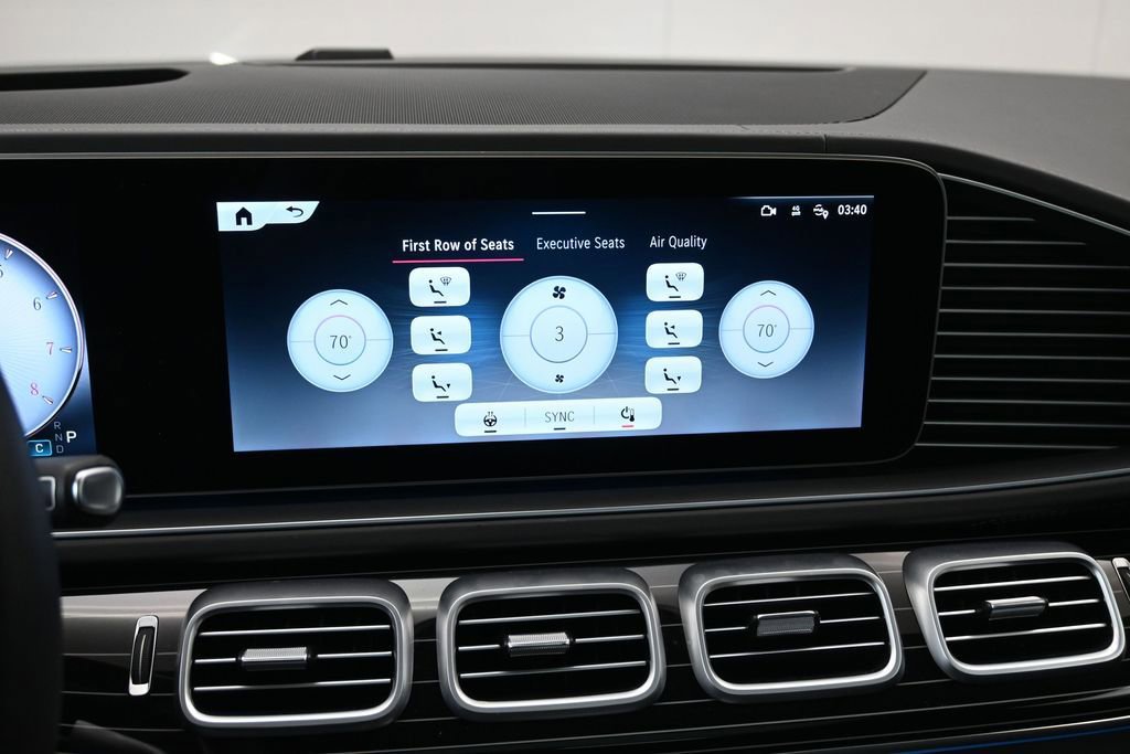 Used 2024 Mercedes-Benz Maybach GLS 600 4MATIC image 18
