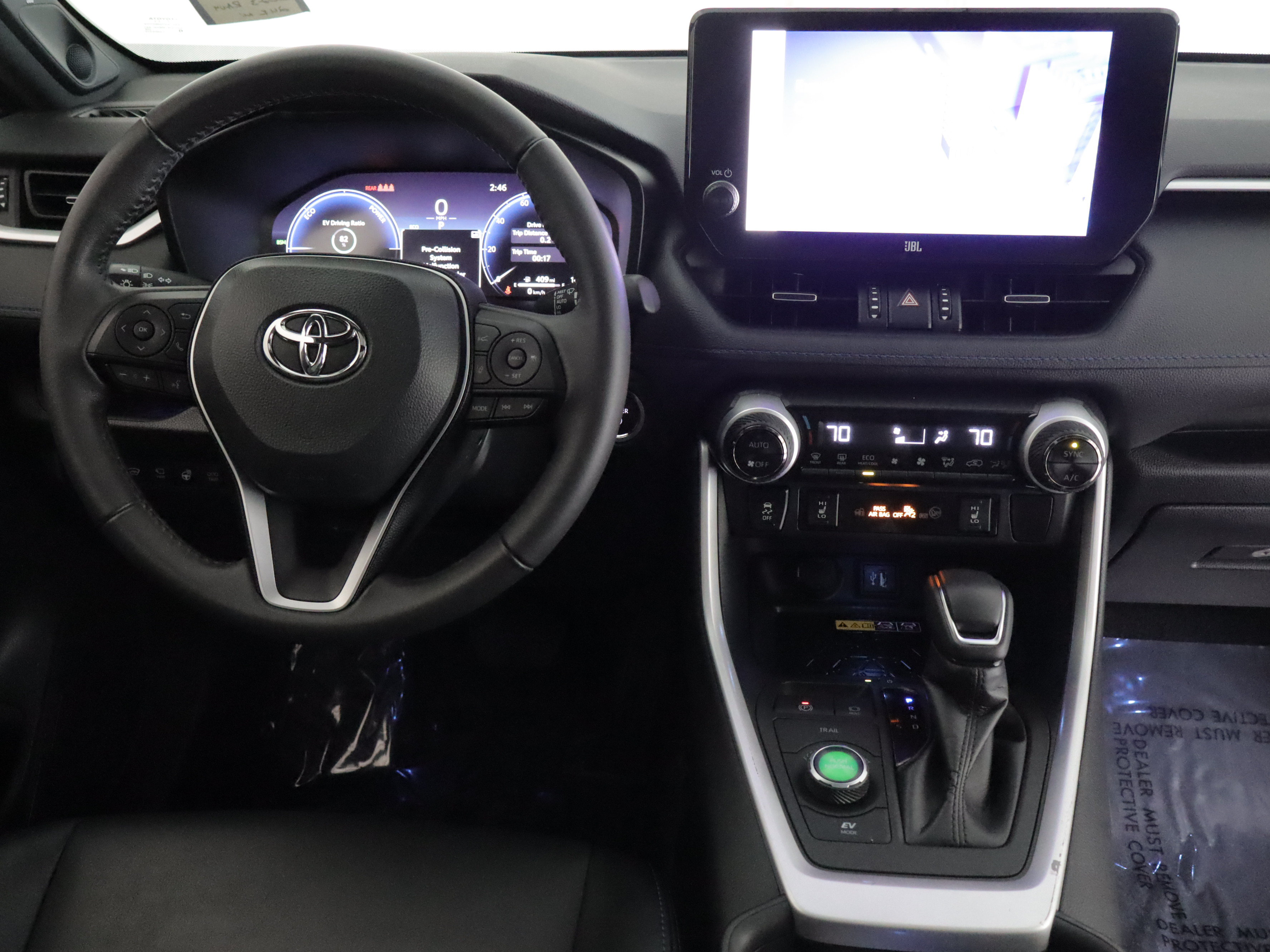 Used 2023 Toyota RAV4 XSE AWD/4WD image 2