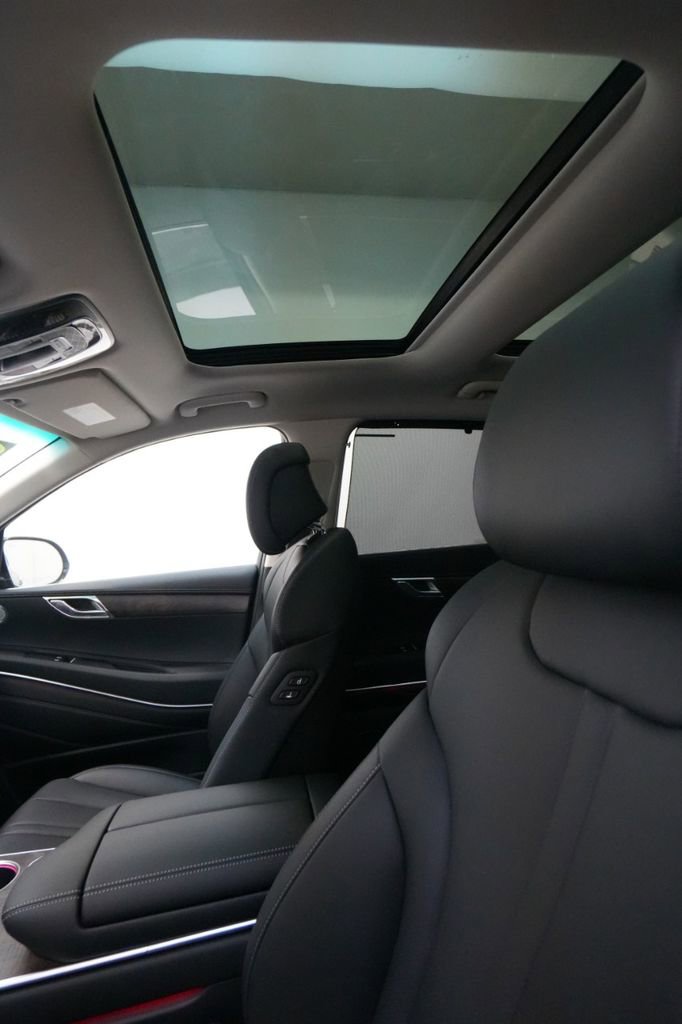 New 2025 Genesis GV80 2.5T Select image 26