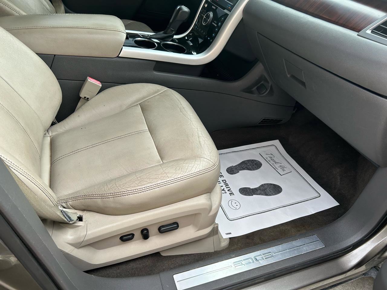 Used 2013 Ford Edge Limited w/ Vision Pkg image 12