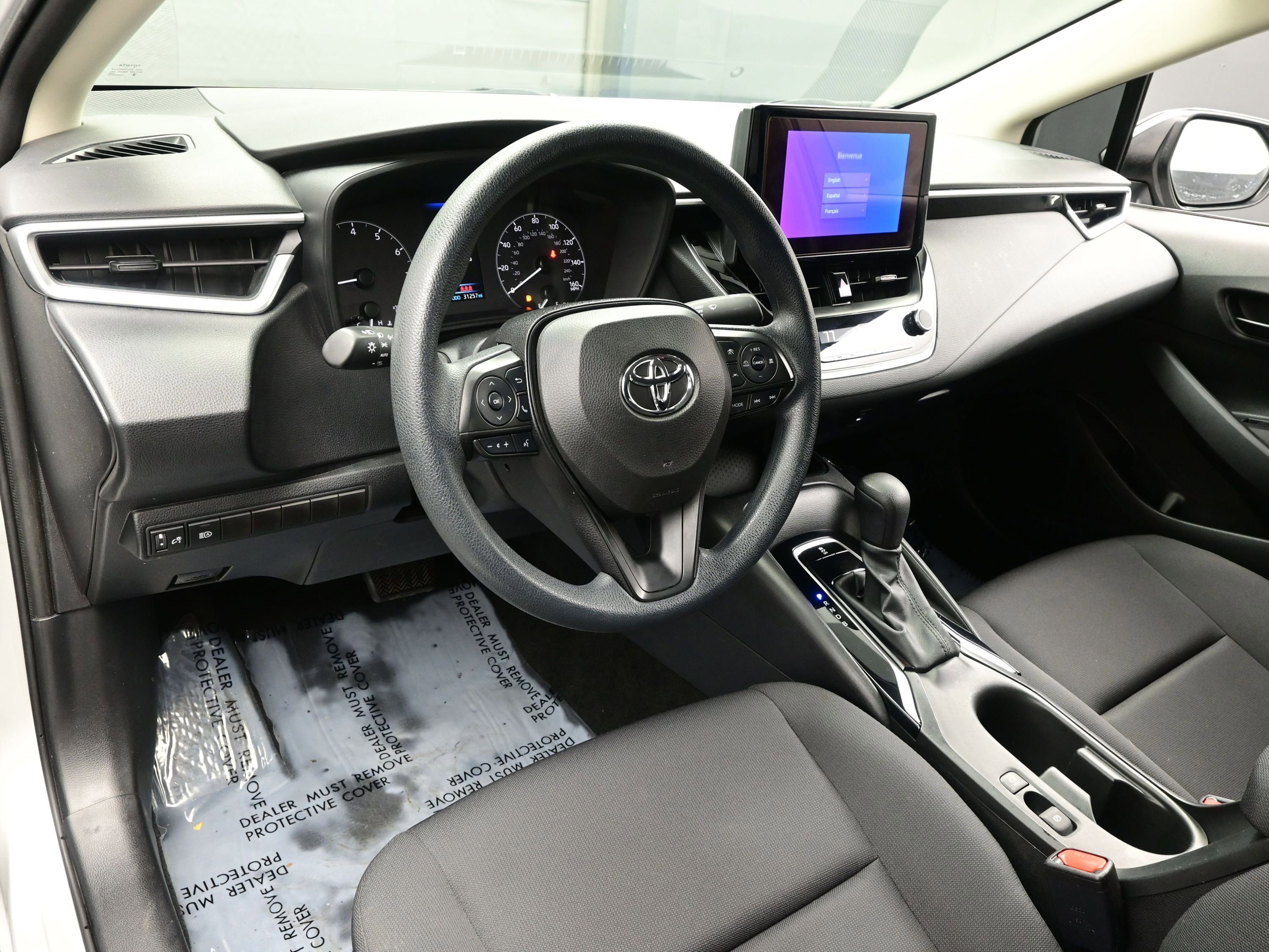 Used 2023 Toyota Corolla LE image 12