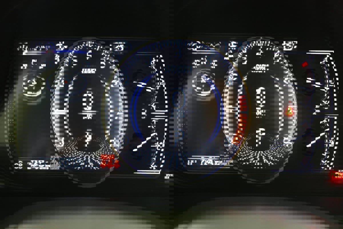 Used 2024 Lexus ES 350 Ultra Luxury w/ Accessory Package (Z2) image 11