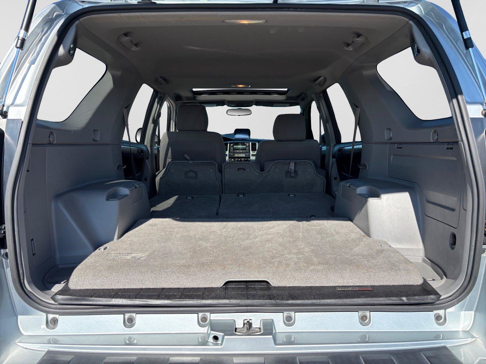 Used 2008 Toyota 4Runner SR5 AWD/4WD image 44