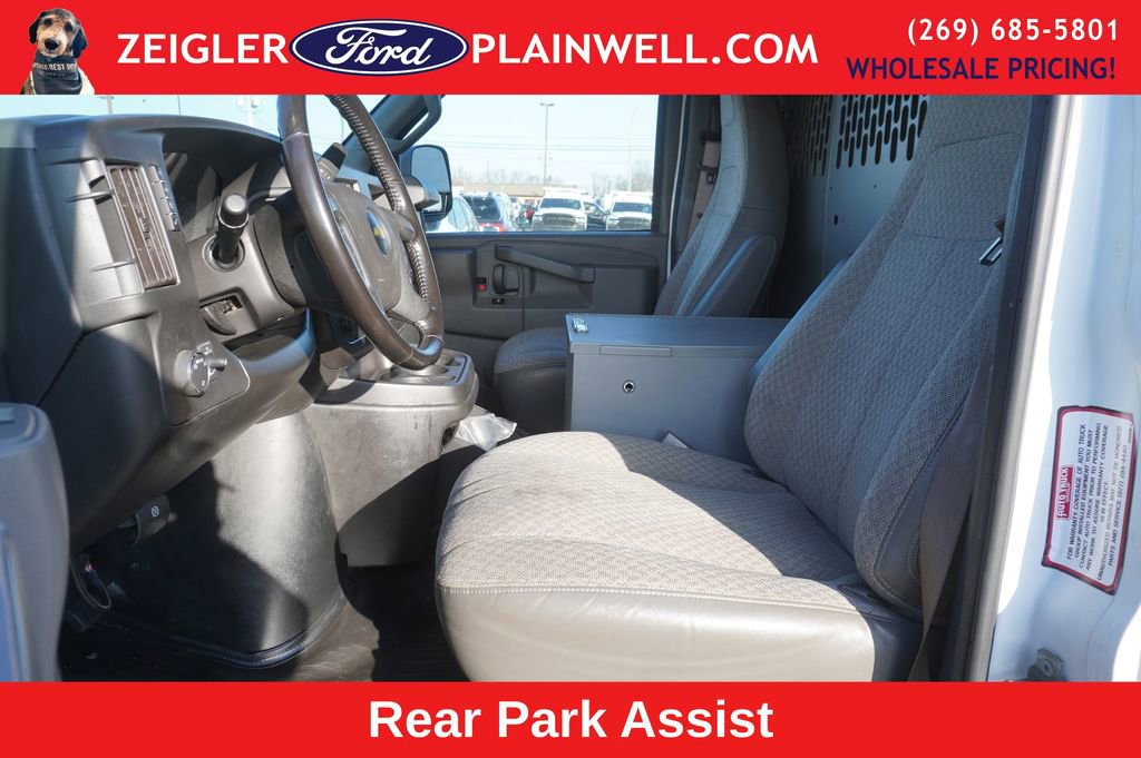 Used 2021 Chevrolet Express 2500 w/ Driver Convenience Package image 8