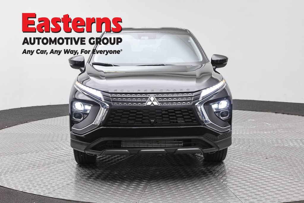 Used 2024 Mitsubishi Eclipse Cross AWD image 2