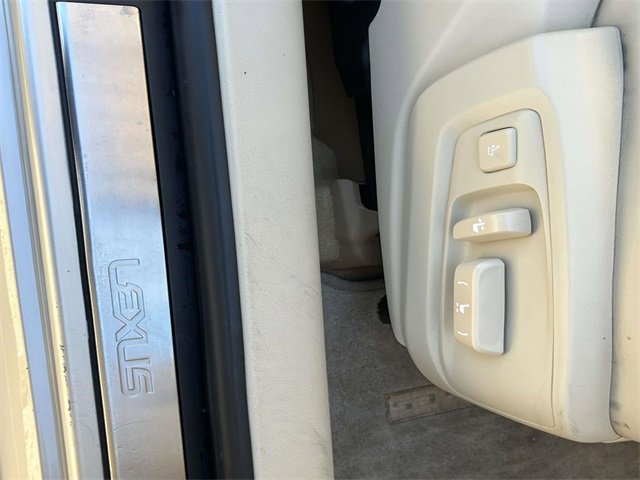 Used 2015 Lexus ES 300h image 24