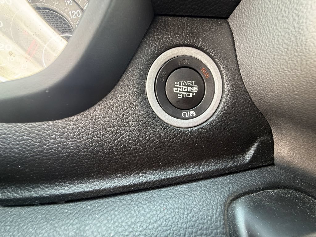 Used 2022 RAM 1500 Big Horn AWD/4WD image 31
