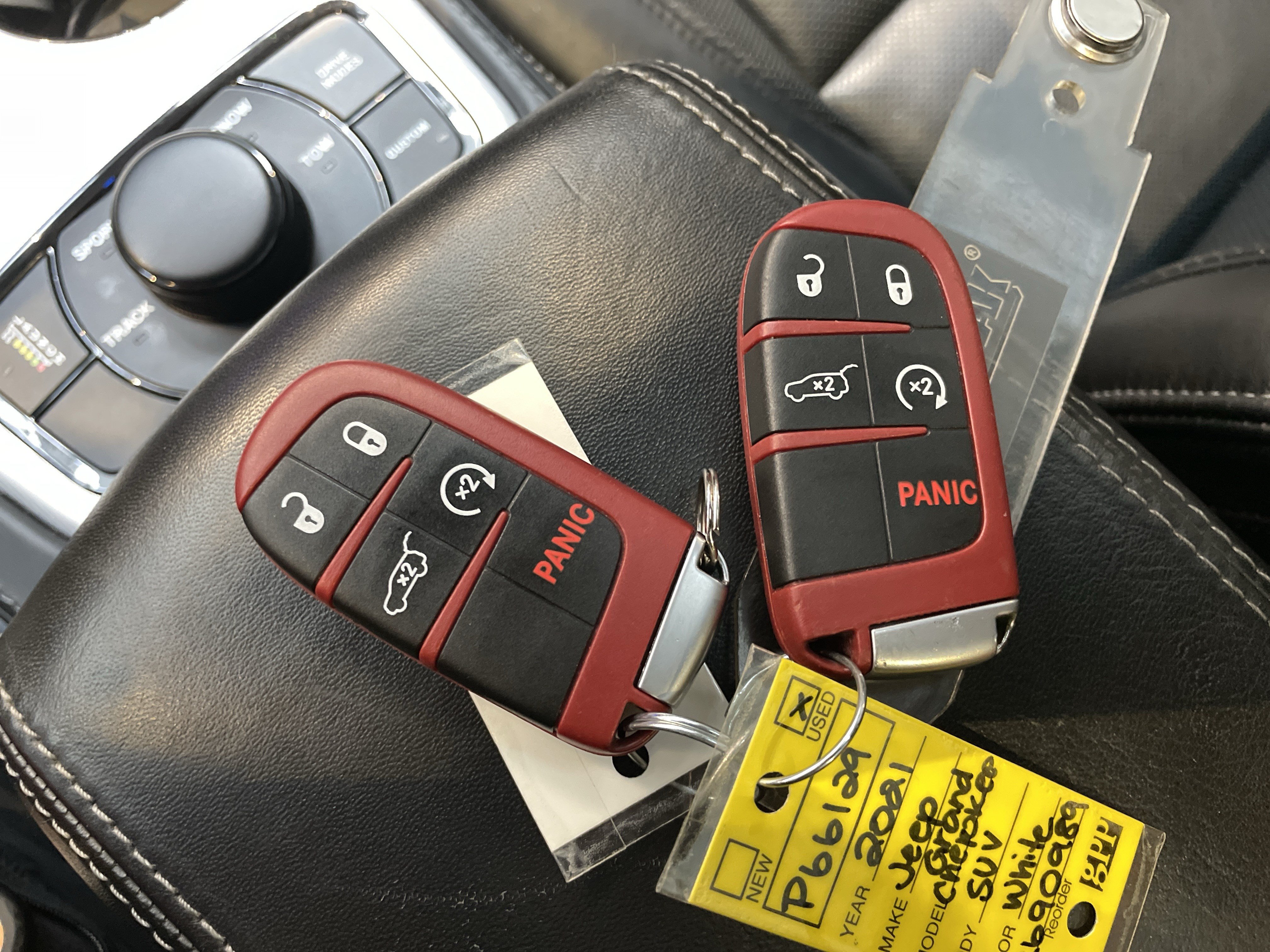 Used 2021 Jeep Grand Cherokee Trackhawk AWD/4WD image 47