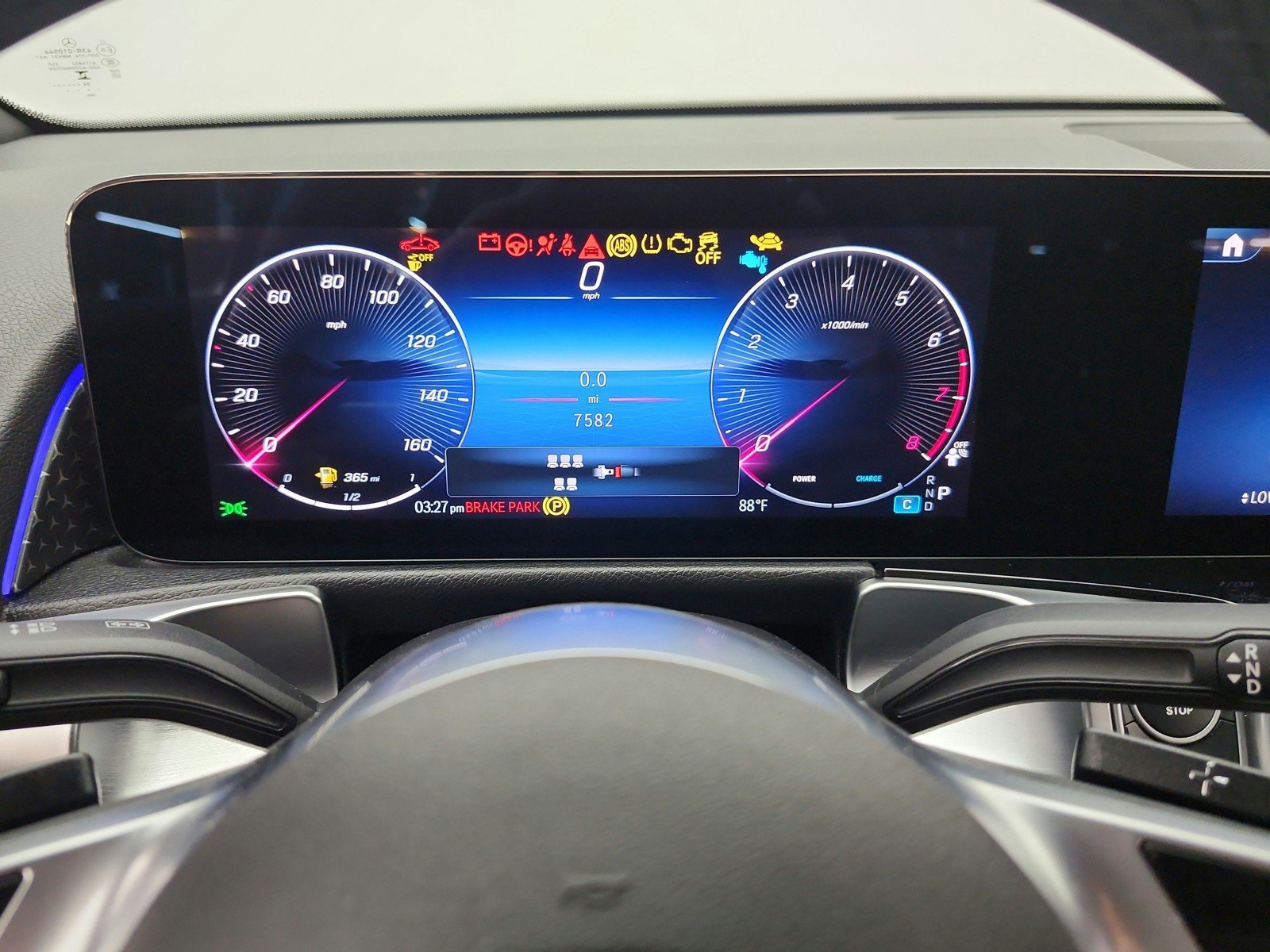 Used 2025 Mercedes-Benz GLB 250 image 9