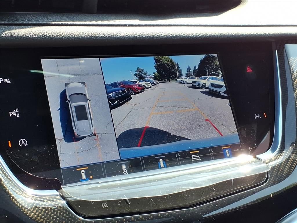 New 2025 Cadillac XT6 Sport w/ Technology Package image 20
