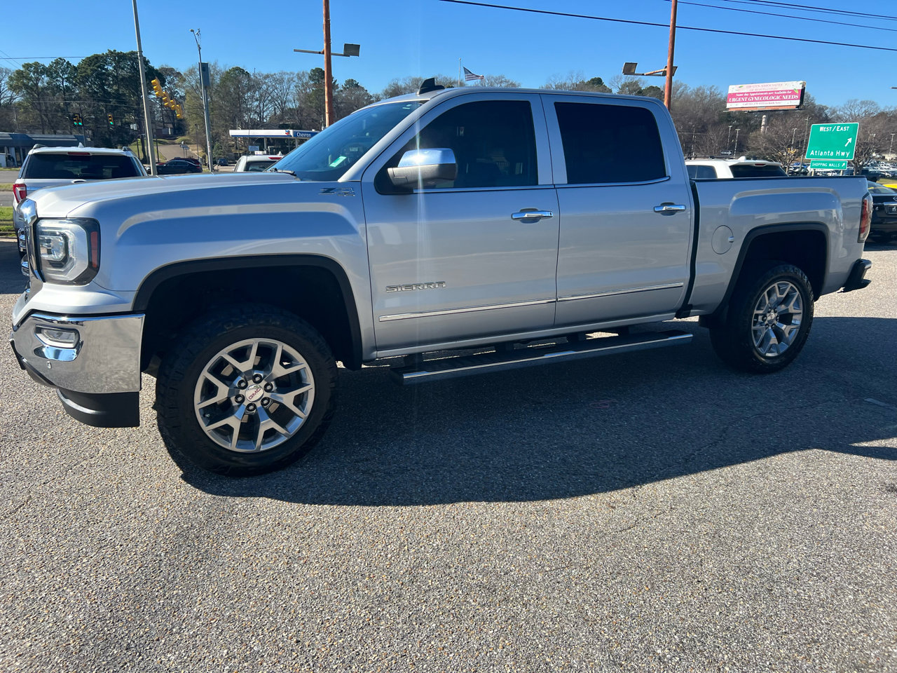 Used 2018 GMC Sierra 1500 SLT image 14