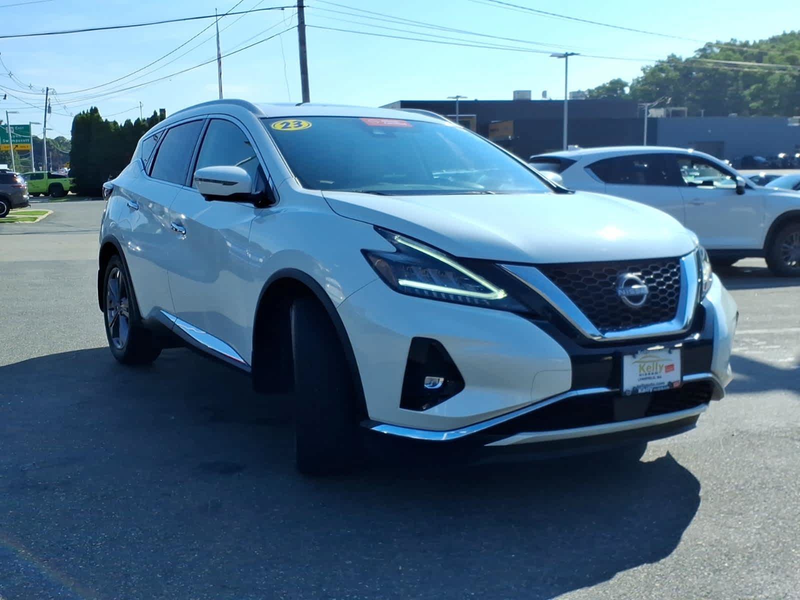 Certified 2023 Nissan Murano Platinum w/ Cargo Package AWD/4WD image 3
