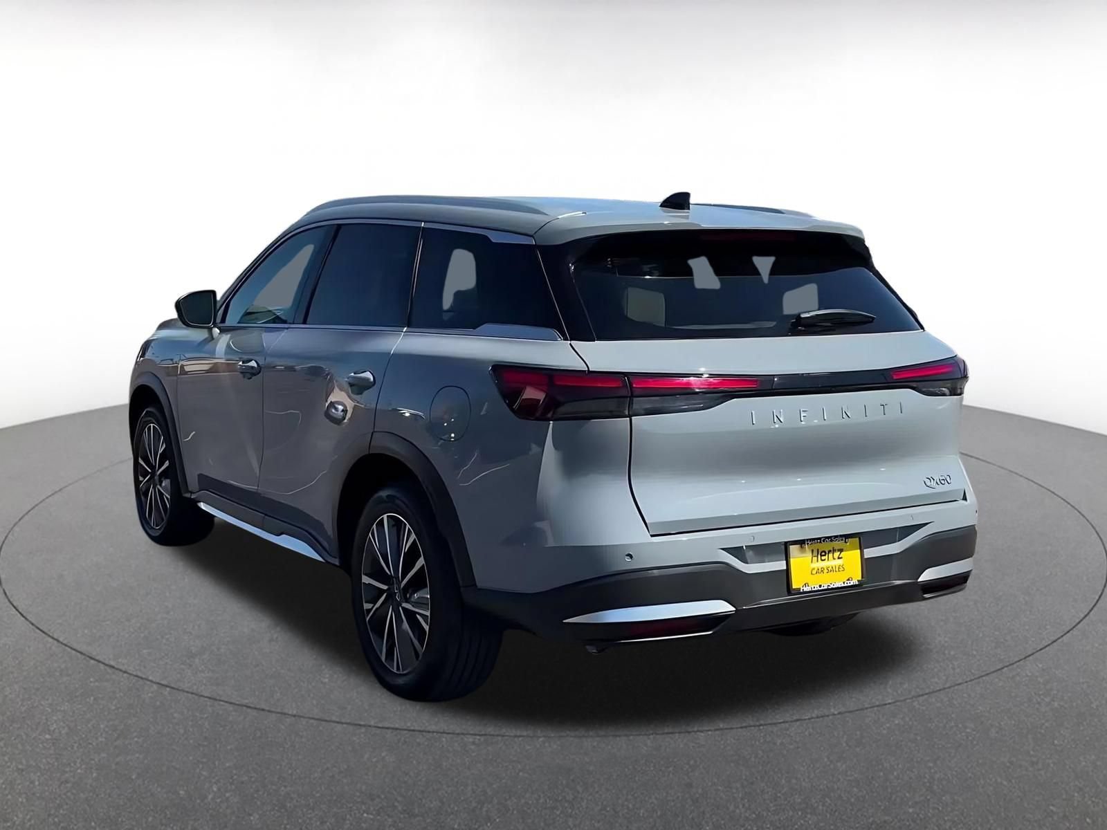 Used 2026 INFINITI QX60 Luxe FWD image 10