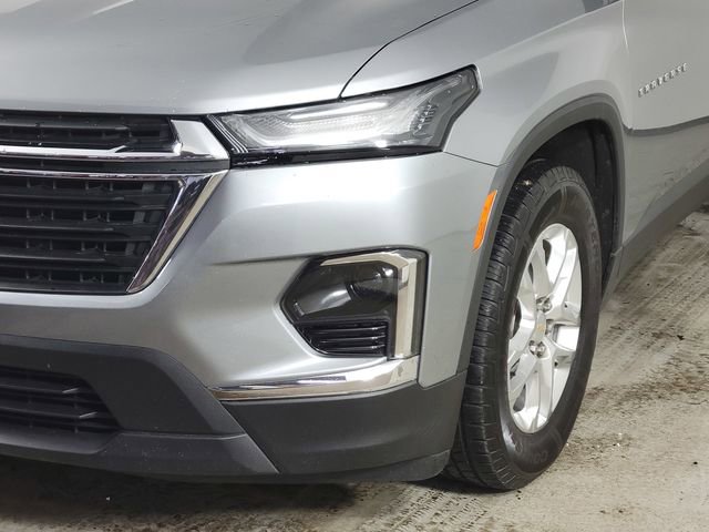 Used 2023 Chevrolet Traverse LS image 9