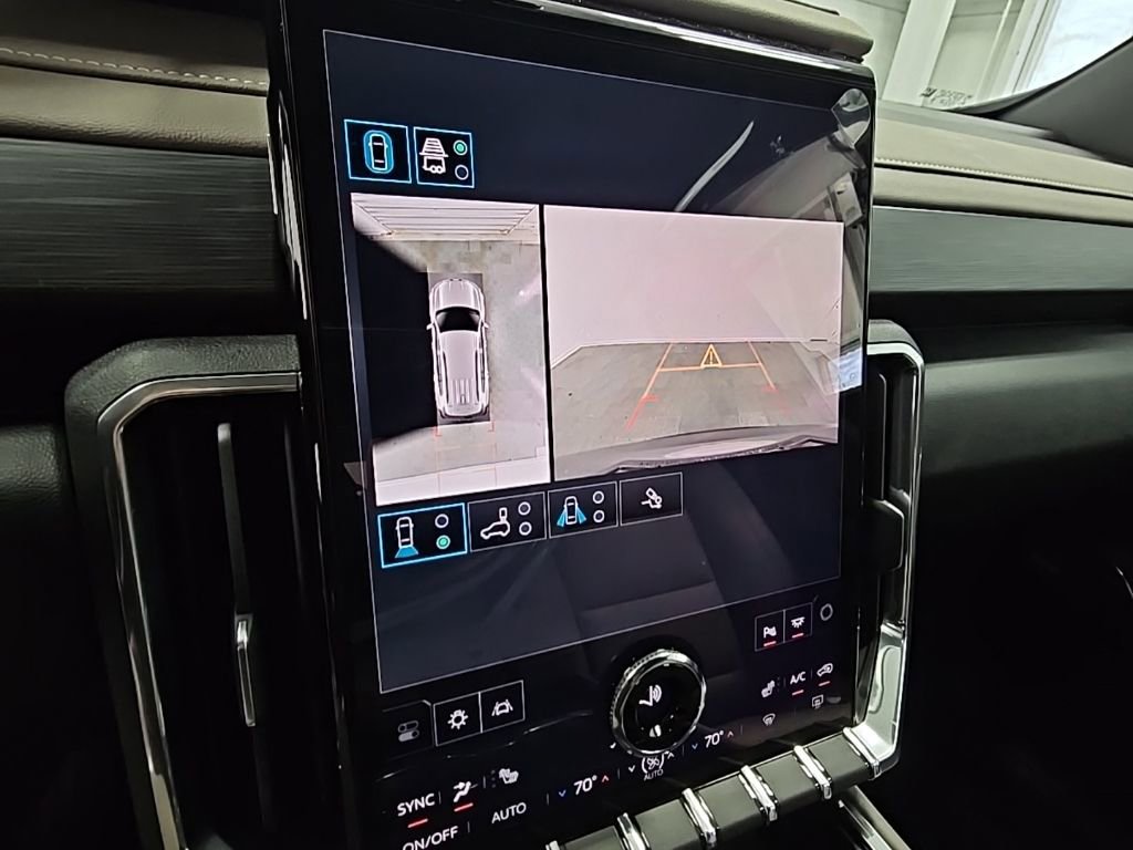 New 2026 GMC Acadia Elevation w/ Black Edition FWD image 18