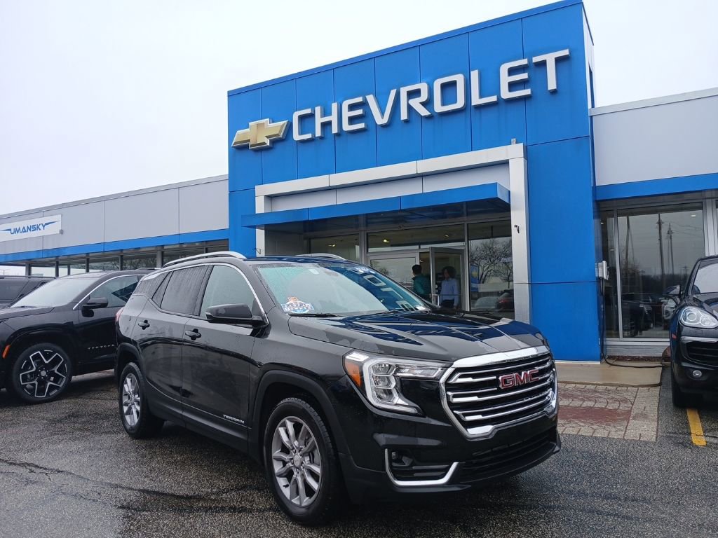 Certified 2024 GMC Terrain SLT image 1