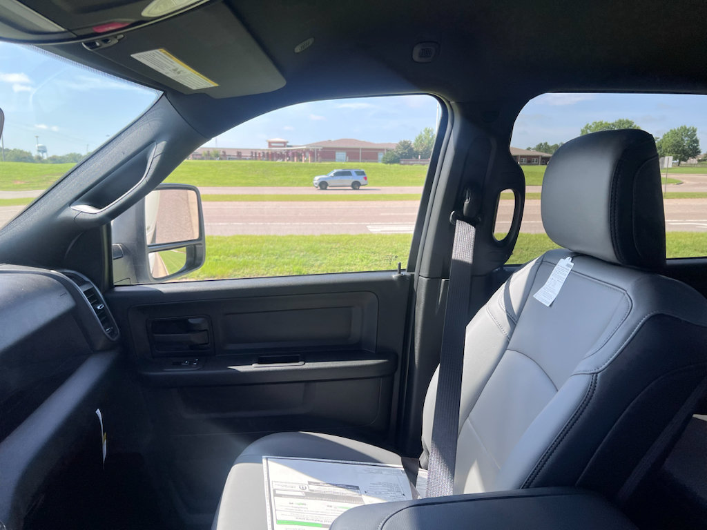 New 2026 RAM 3500 Tradesman AWD/4WD image 20