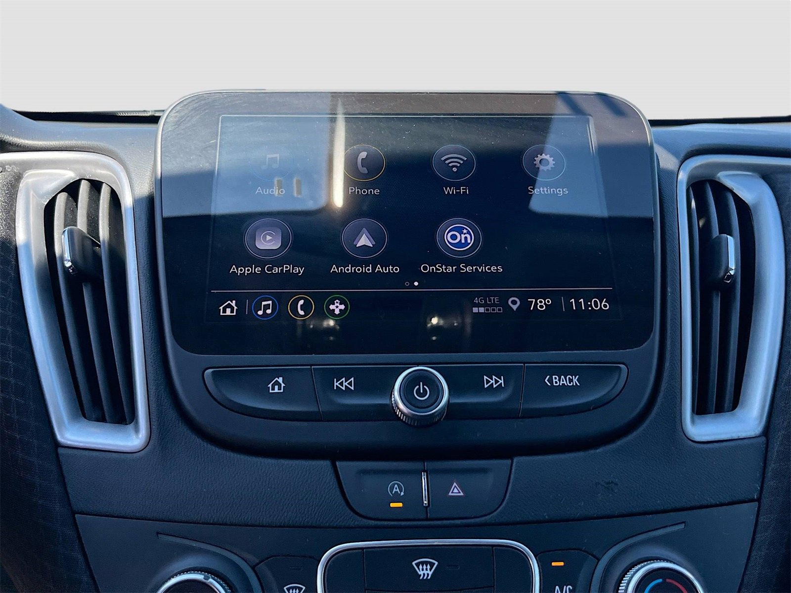 Used 2025 Chevrolet Malibu LS image 14