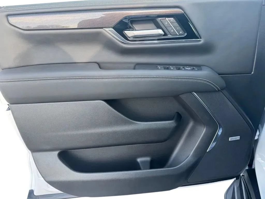 New 2026 GMC Yukon Elevation AWD/4WD image 11