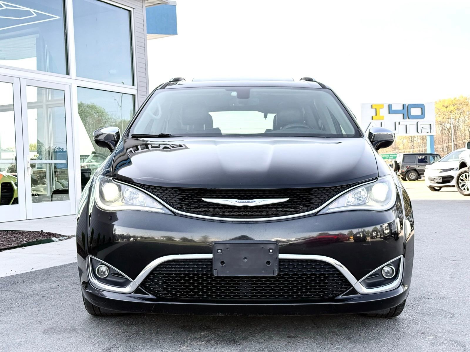 Used 2020 Chrysler Pacifica Limited FWD image 7