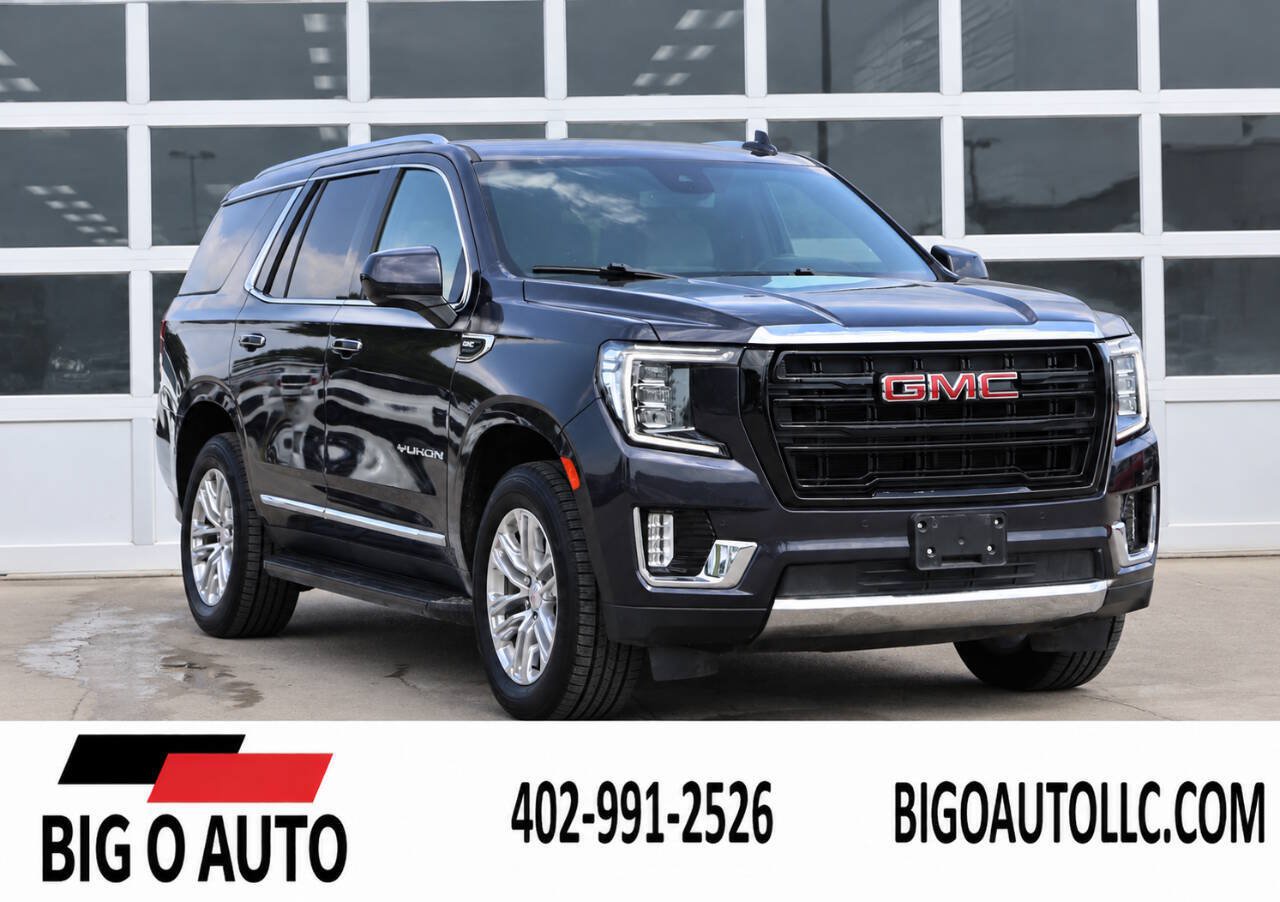 Used 2023 GMC Yukon SLT AWD/4WD image 1