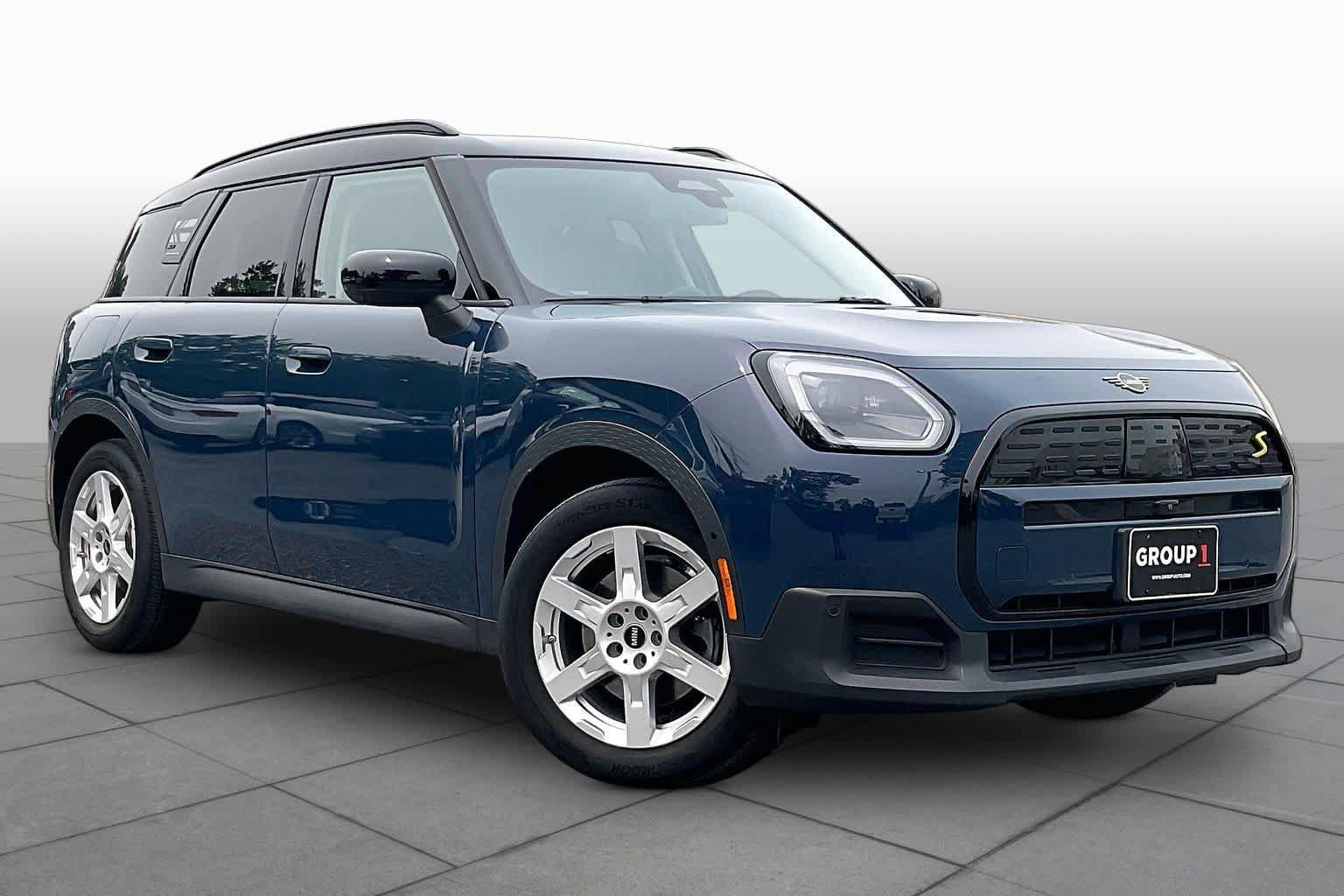 Used 2025 MINI Cooper Countryman SE AWD/4WD image 2