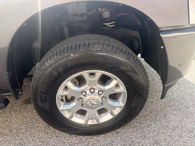 Used 2024 RAM 2500 Laramie w/ Safety Group AWD/4WD image 44