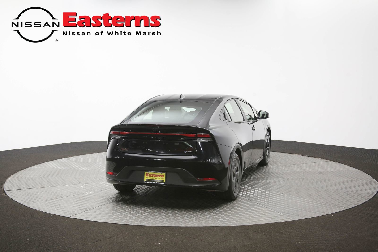 Used 2023 Toyota Prius LE FWD image 37