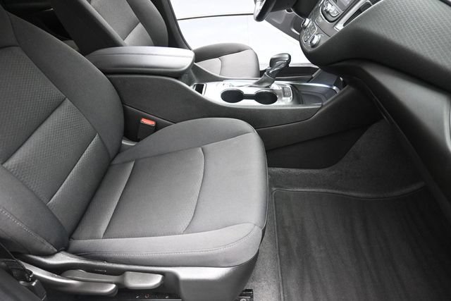 Used 2024 Chevrolet Malibu LT w/ Sport Edition FWD image 25