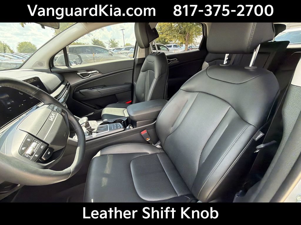 Certified 2026 Kia Sportage EX FWD image 15