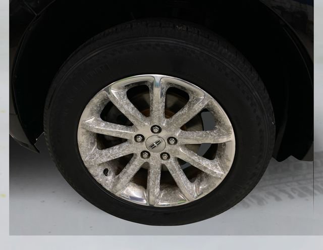 Used 2015 Lincoln MKX AWD w/ Equipment Group 102A image 18