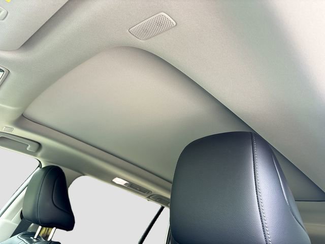 Used 2024 Toyota Grand Highlander Limited image 28