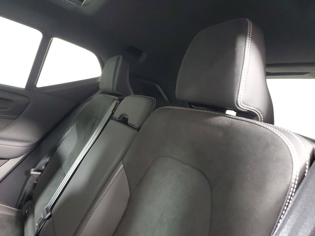 Certified 2026 Volvo XC40 B5 Ultra w/ Climate Package image 15